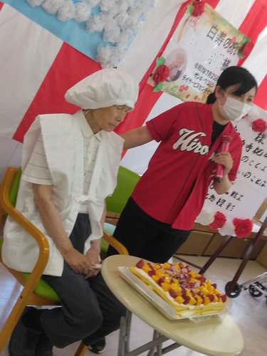 ケーキ入刀.jpg