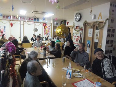 サンキ・ウエルビィ_小規模多機能センター祇園忘年会-10